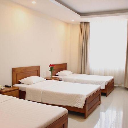 Tan Son Nhat 2 Hotel Ho Şi Min Exterior foto