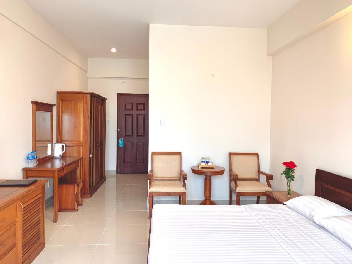 Tan Son Nhat 2 Hotel Ho Şi Min Exterior foto