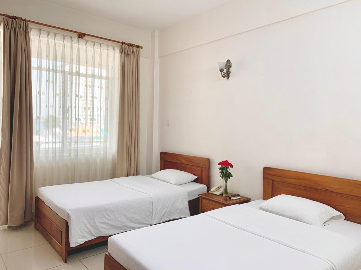 Tan Son Nhat 2 Hotel Ho Şi Min Exterior foto