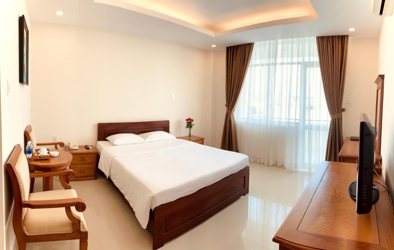 Tan Son Nhat 2 Hotel Ho Şi Min Exterior foto