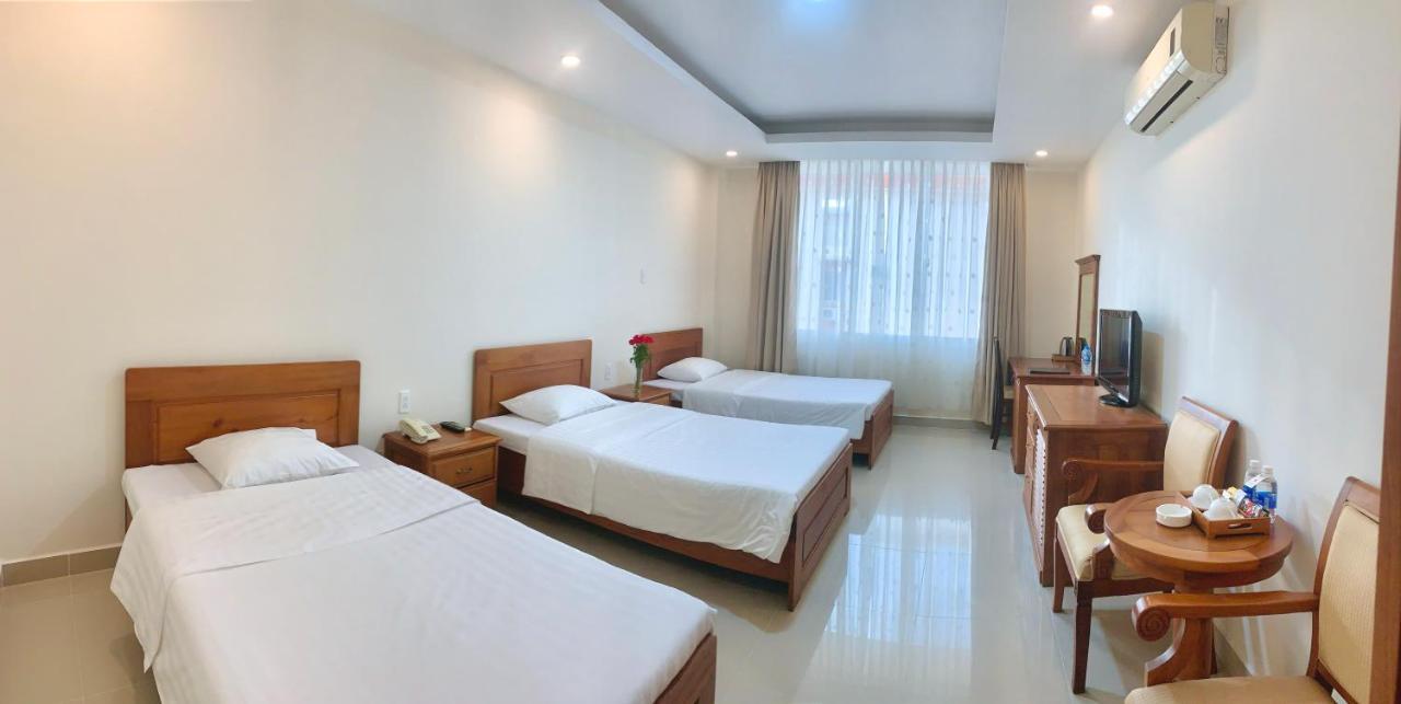 Tan Son Nhat 2 Hotel Ho Şi Min Exterior foto