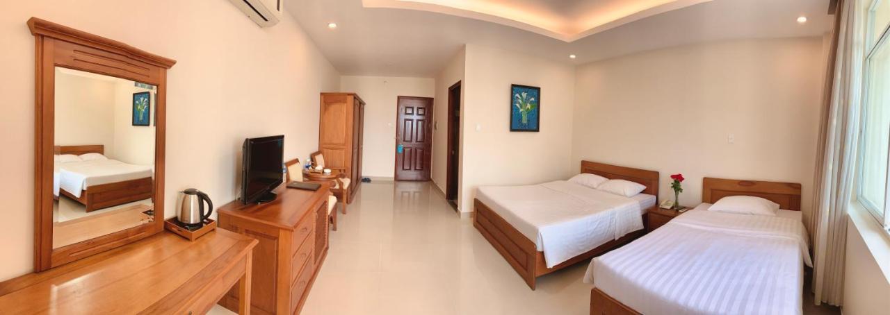 Tan Son Nhat 2 Hotel Ho Şi Min Exterior foto